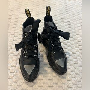 Dr martens farylle ribbon lace boots